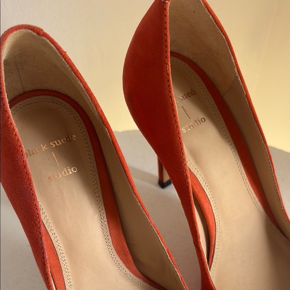 BLACK SUEDE Elegant Orange Suede Women's Heels 8 1/2 US - Picture 2 of 5